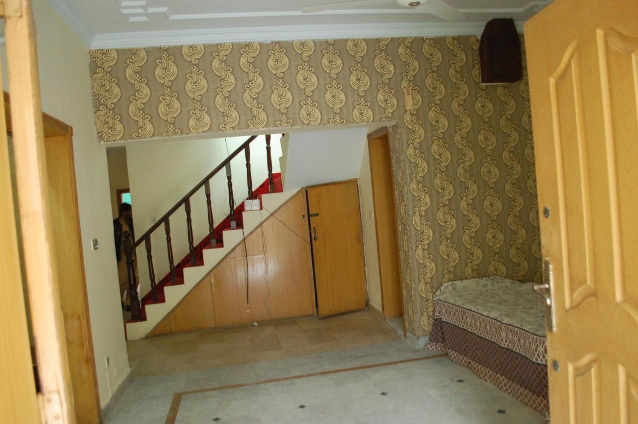Khyber Inn Islamabad Eksteriør bilde