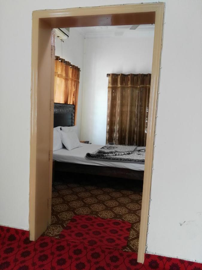 Khyber Inn Islamabad Eksteriør bilde